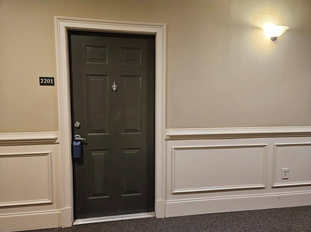 2201 Stratford Ct, Decatur GA  30033-4251 exterior