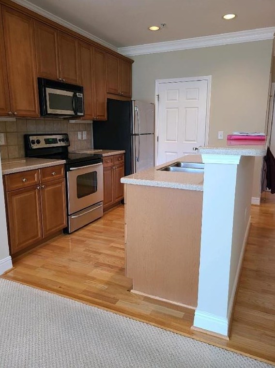 2201 Stratford Ct, Decatur GA  30033-4251 exterior