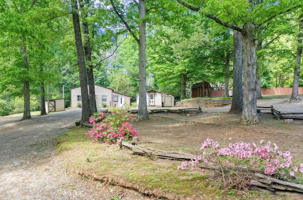 5434 Marlow Dr, Gainesville GA 30501-7010 exterior