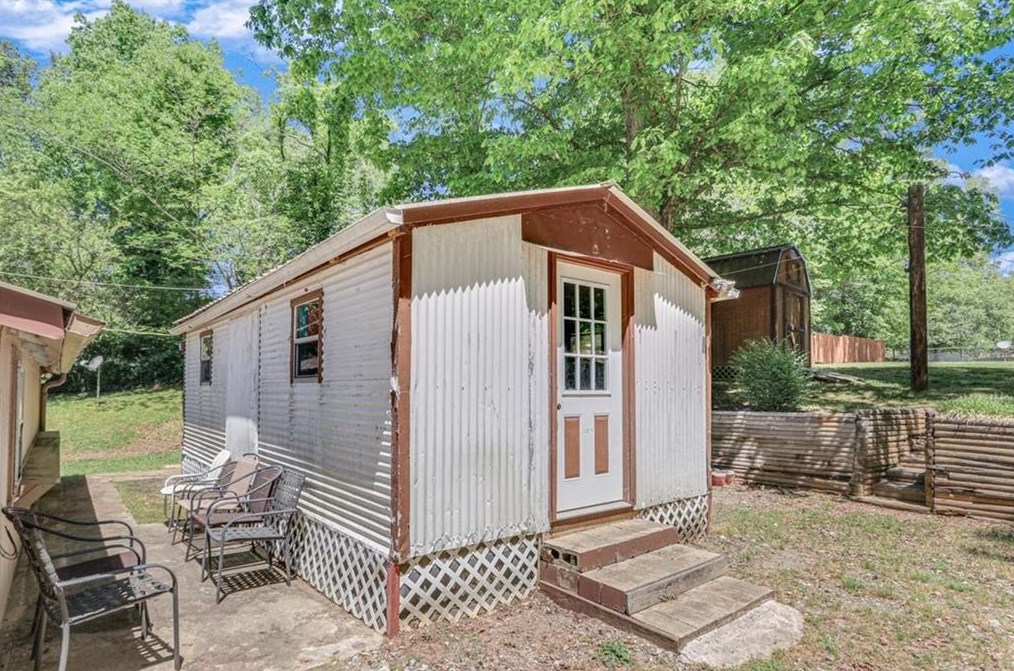 5434 Marlow Dr, Gainesville GA 30501-7010 exterior