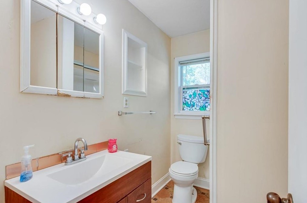 5434 Marlow Dr, Gainesville GA 30501-7010 exterior