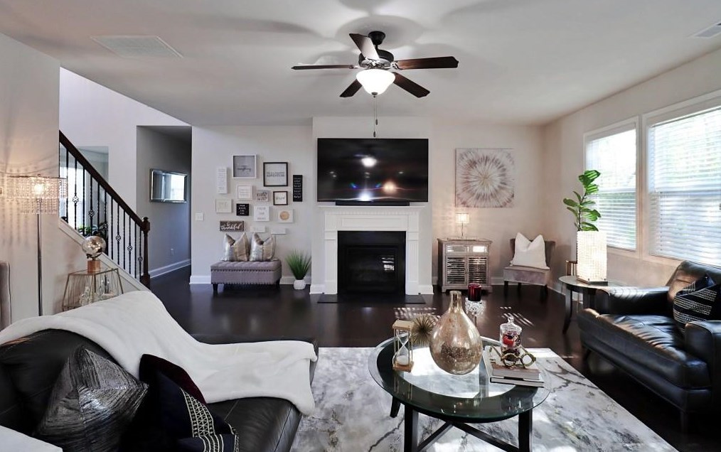 2532 Ozella Pl, Atlanta GA  30331-8095 exterior
