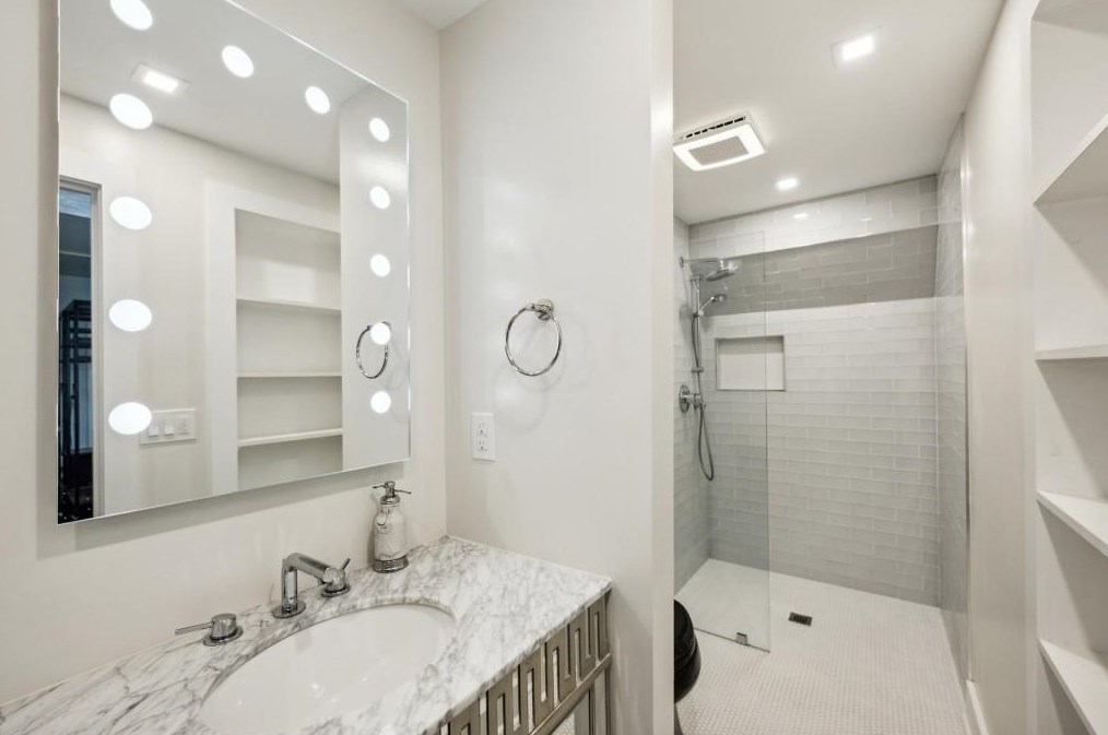 848 Durant Pl, Atlanta GA  30308-1609 exterior
