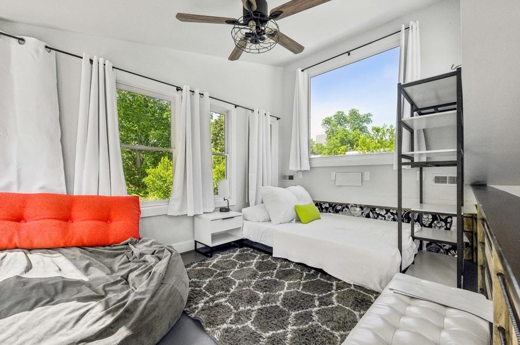 848 Durant Pl, Atlanta GA  30308-1609 exterior