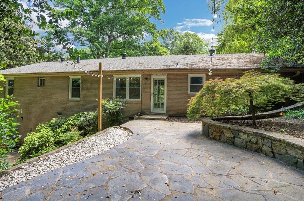 3110 Nottaway Ct, Atlanta GA  30341-4508 exterior