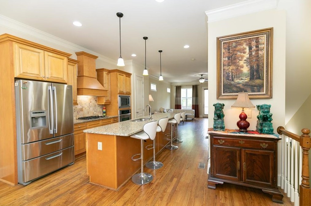 3020 Eltham Pl, Decatur GA  30033-3254 exterior