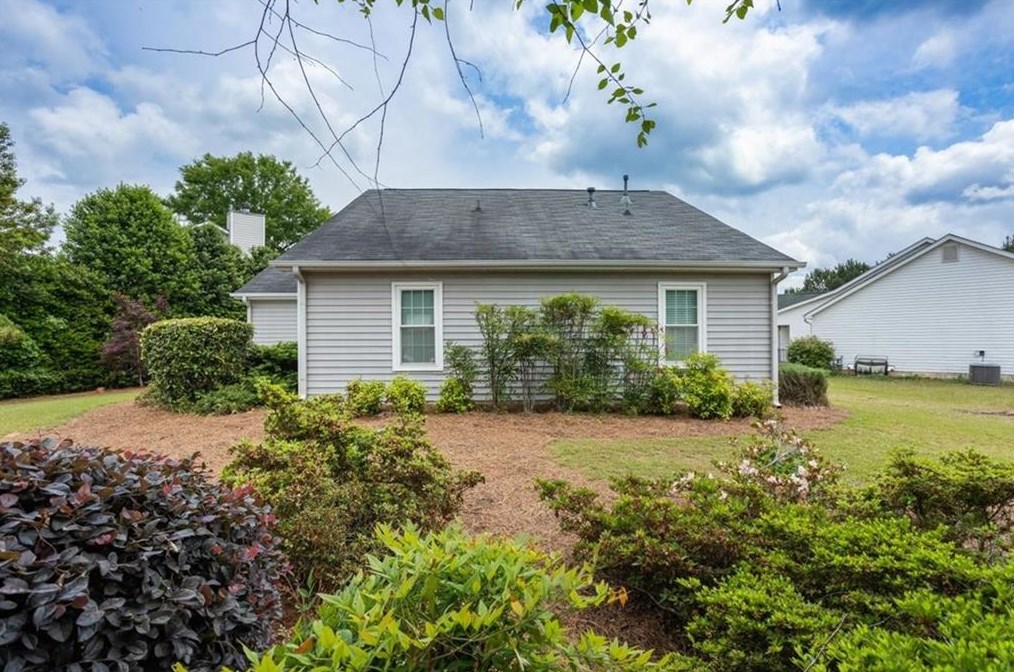 6775 Chesepeake Pt, Rex GA 30273-2236 exterior