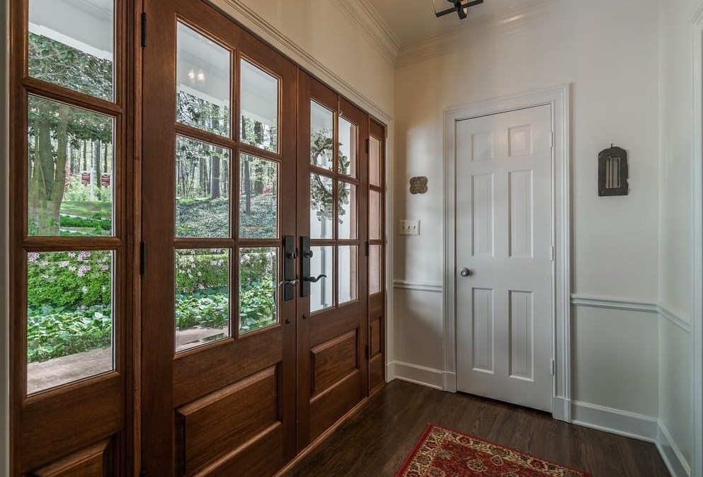 5300 New London Trce, Atlanta GA  30327-4966 exterior