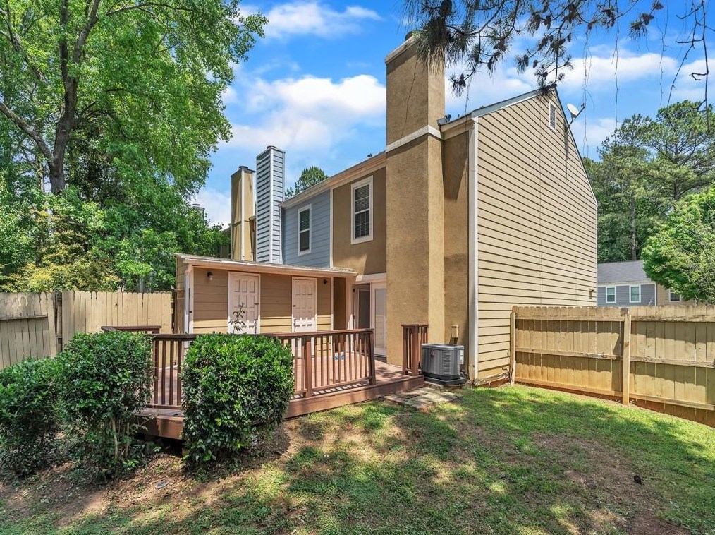 1818 Cumberland Valley Pl, Smyrna GA  30080-8105 exterior