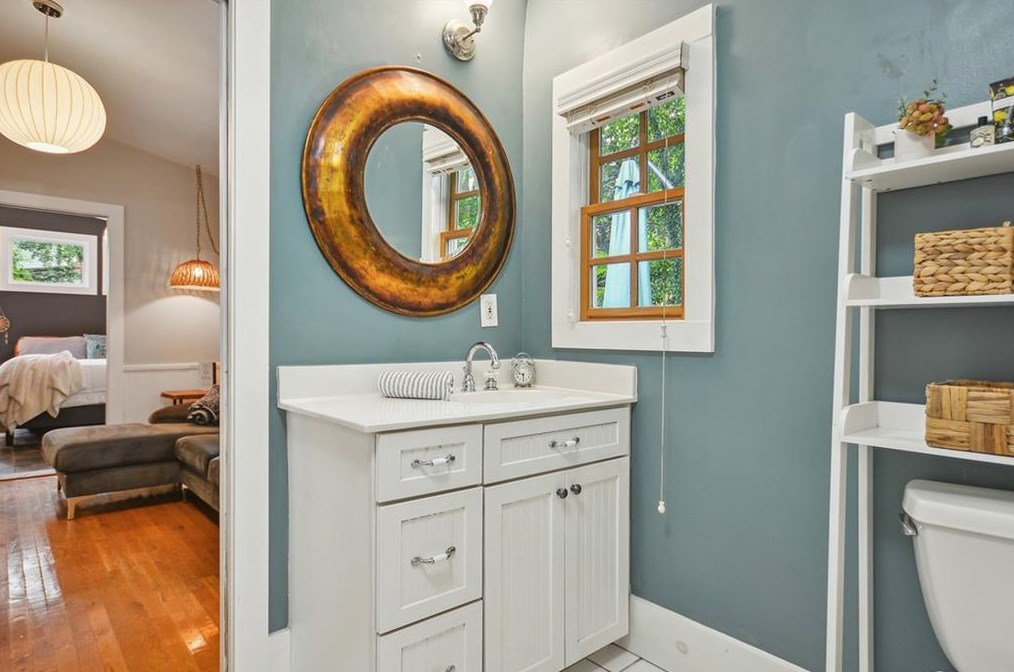 137 Ridgeland Ave, Decatur GA  30030-2055 exterior