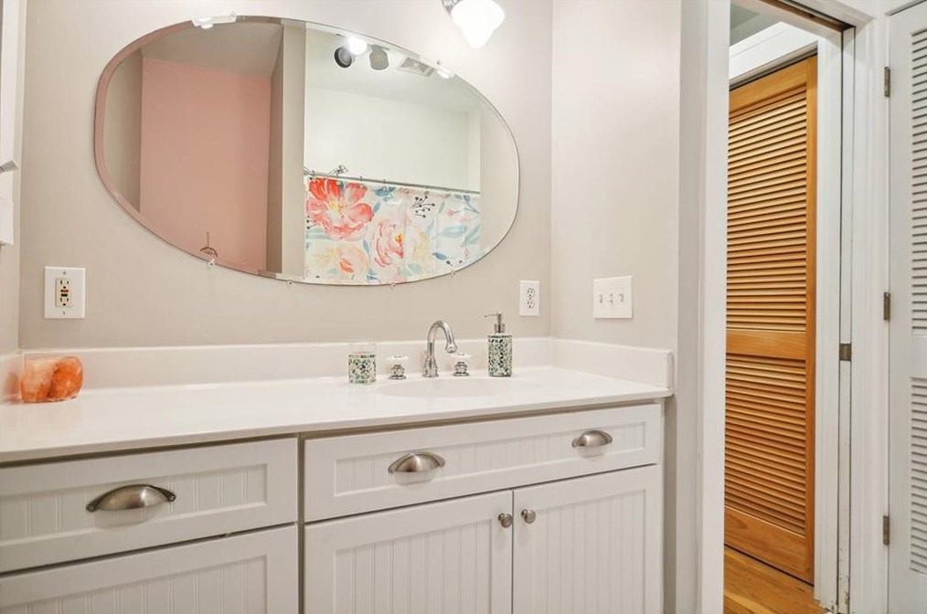 137 Ridgeland Ave, Decatur GA  30030-2055 exterior