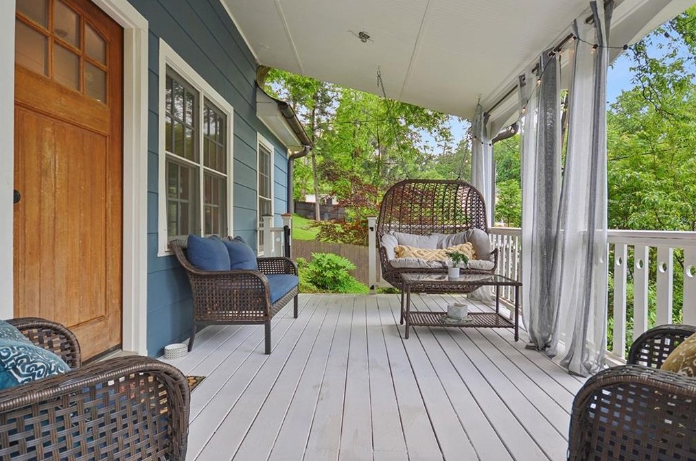 137 Ridgeland Ave, Decatur GA  30030-2055 exterior