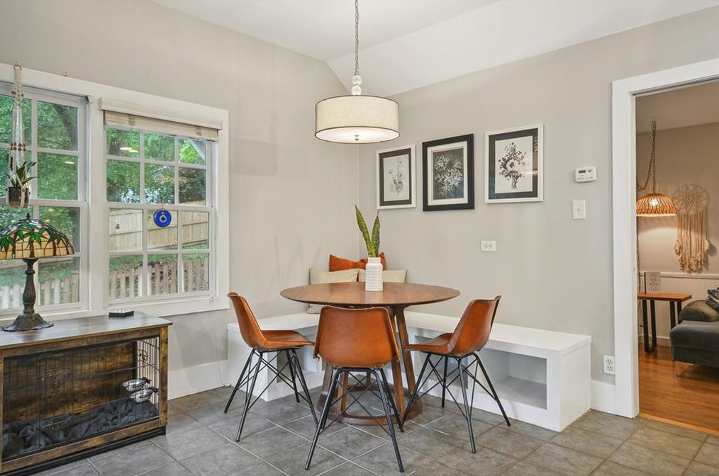 137 Ridgeland Ave, Decatur GA  30030-2055 exterior