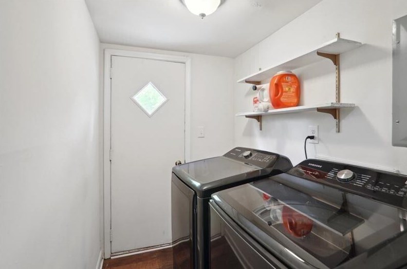2767 Harrow Dr, Atlanta GA  30341-3929 exterior