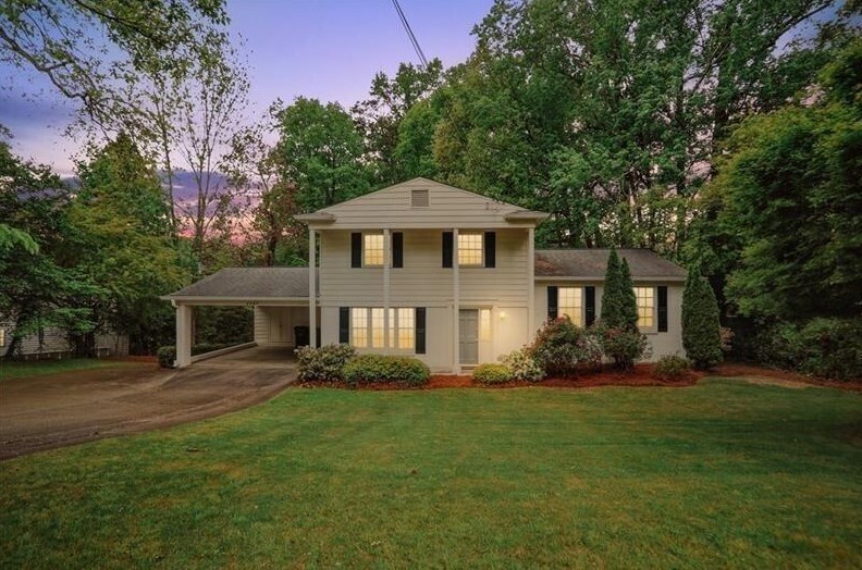 2767 Harrow Dr, Atlanta GA  30341-3929 exterior