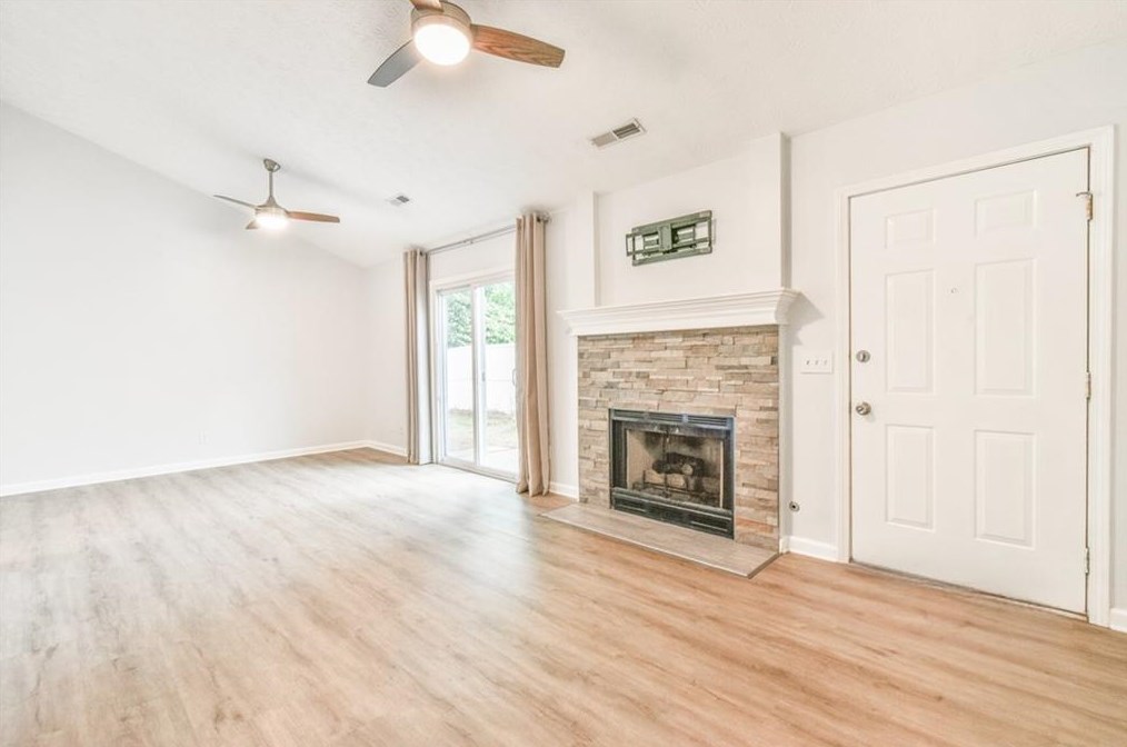 2920 Barnwood Xing, Duluth GA 30097-2184 exterior