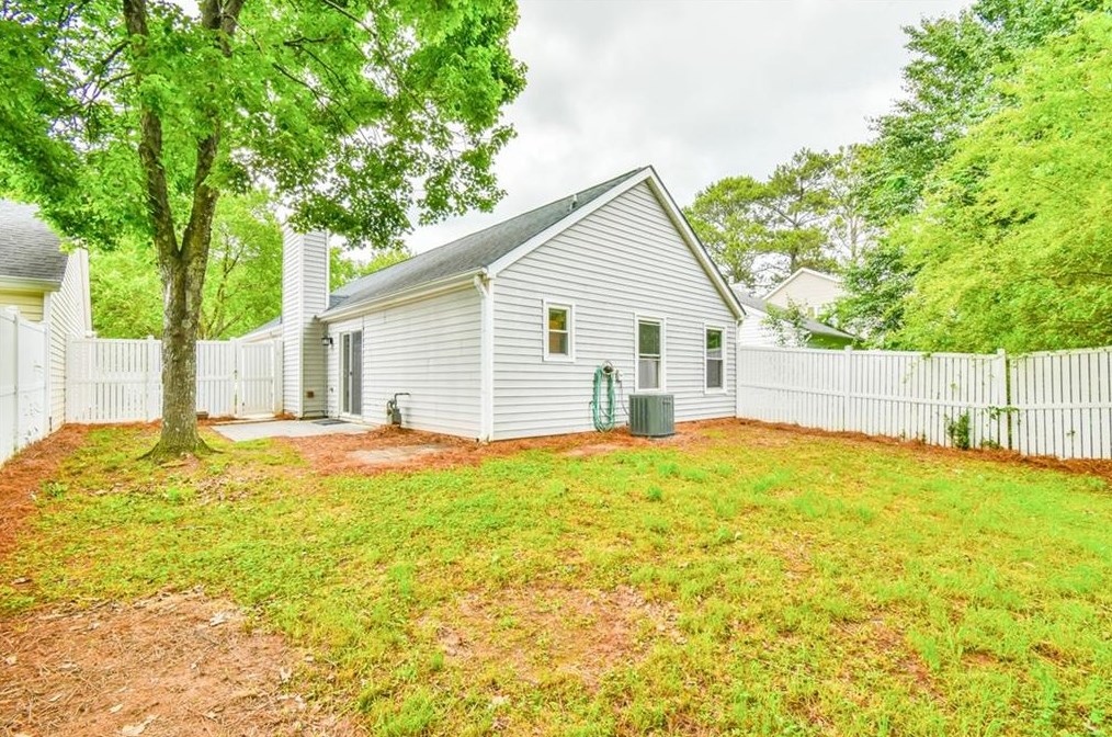 2920 Barnwood Xing, Duluth GA 30097-2184 exterior