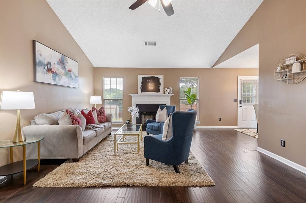 6634 Chesepeake Trl, Rex GA  30273-2224 exterior