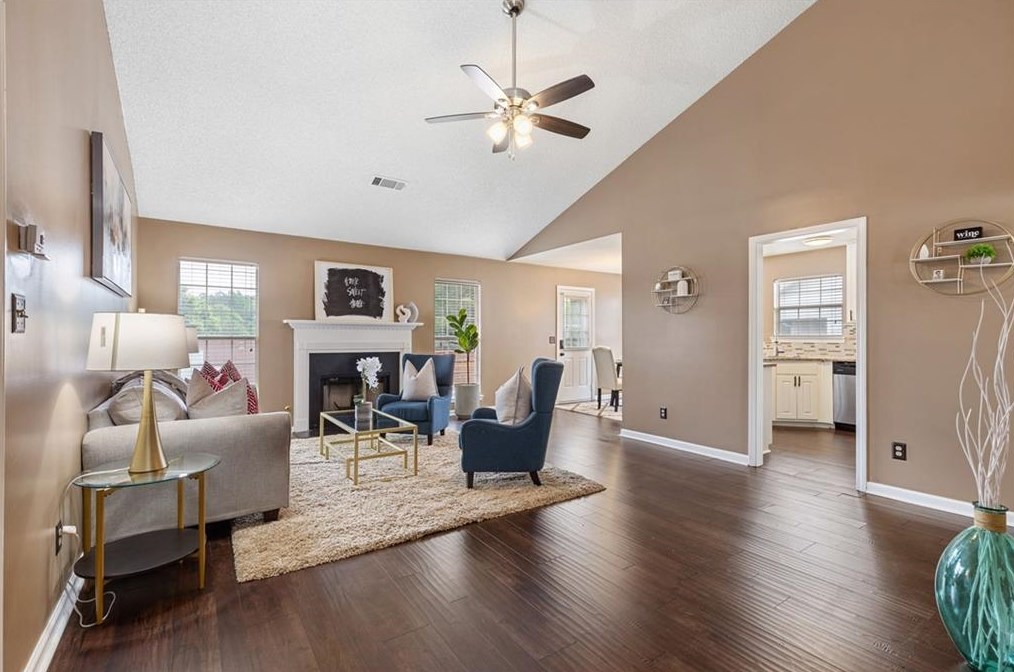 6634 Chesepeake Trl, Rex GA  30273-2224 exterior