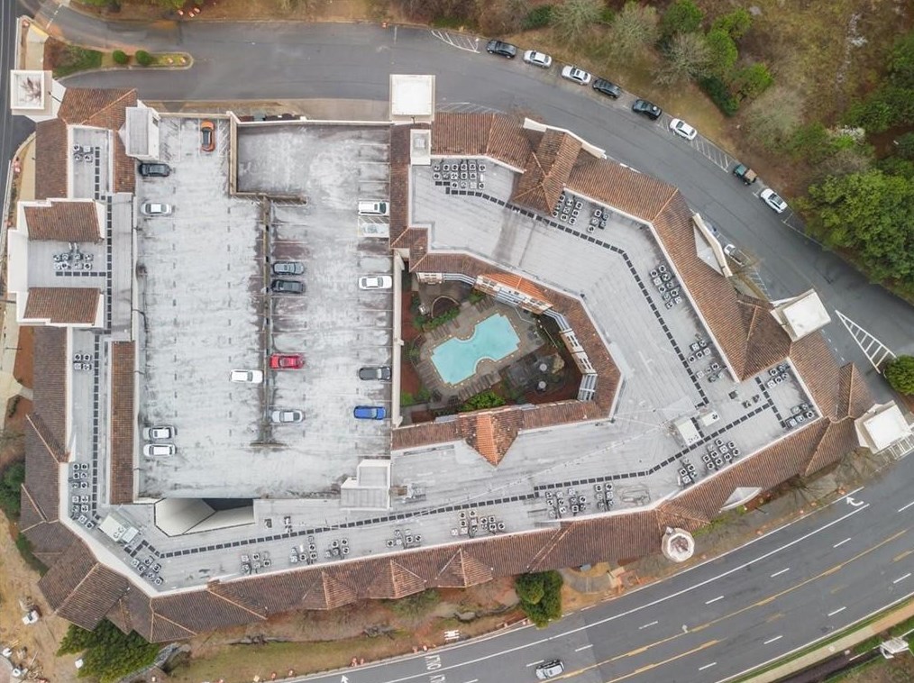 901 Abernathy Rd, Atlanta GA  30328-2562 exterior