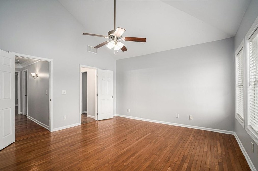 8486 Lake Dr, Lithonia GA  30039-6562 exterior