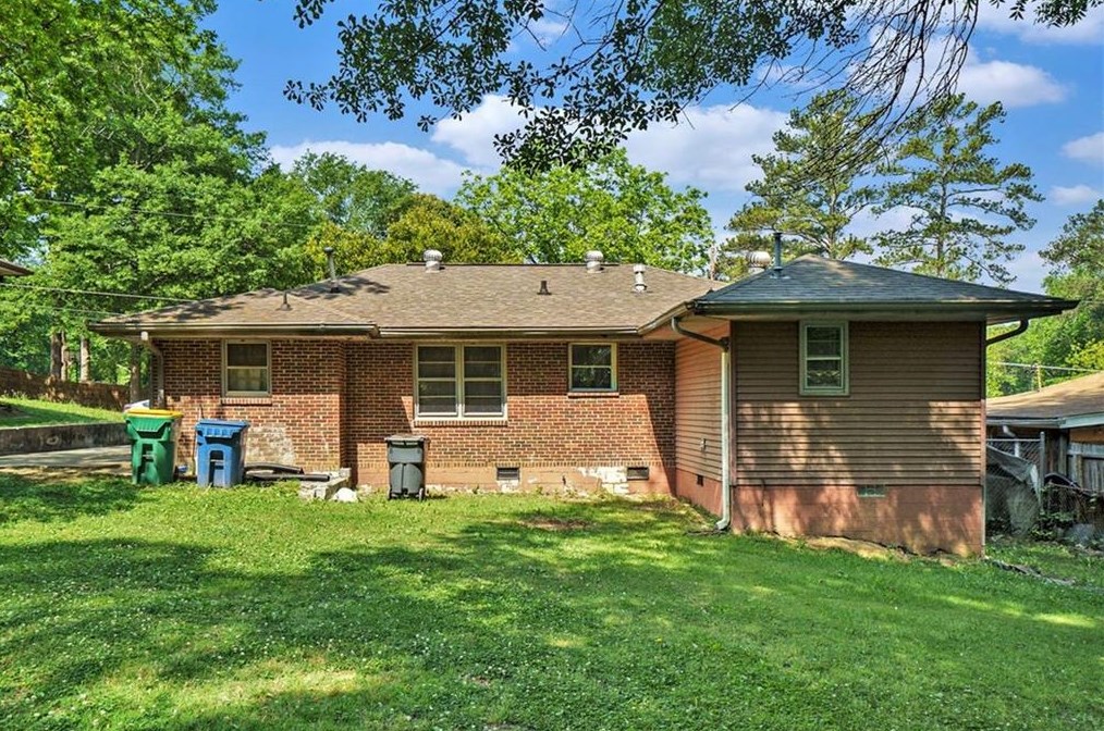 1210 Lloyd Dr, Forest Park GA  30297-1519 exterior
