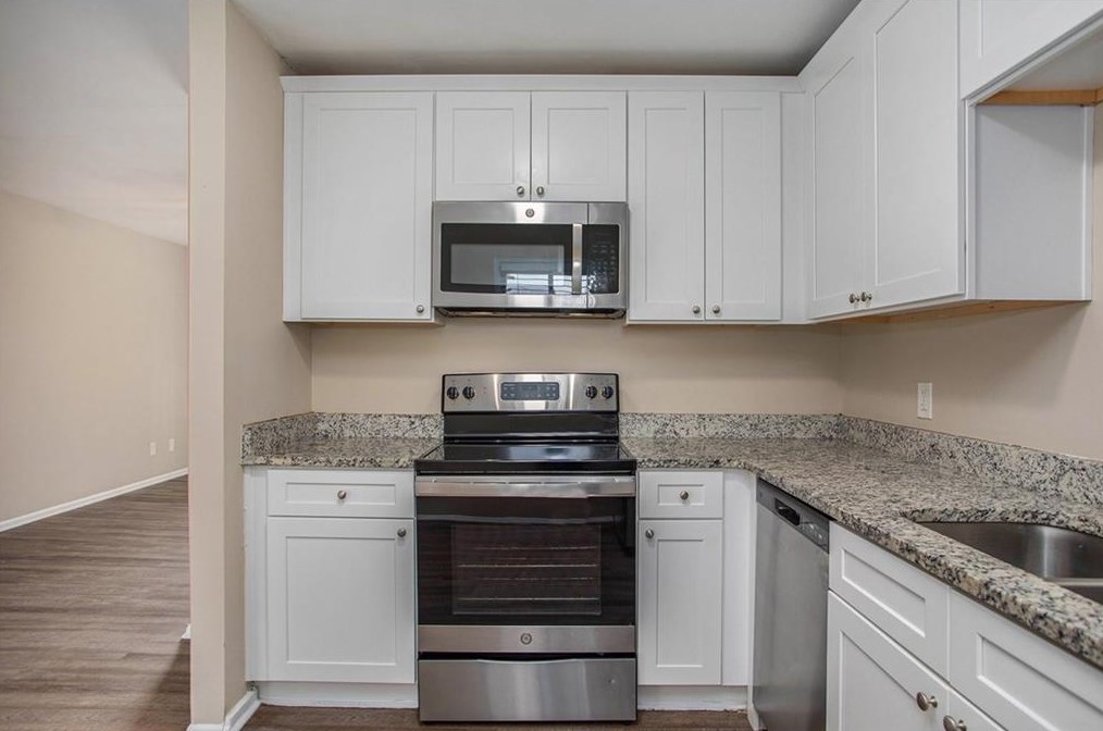 2853 Port Royal Ln, Decatur GA  30034-2769 exterior