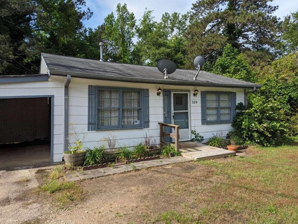 389 Oglesby Bridge Rd, Conyers GA  30094-4142 exterior