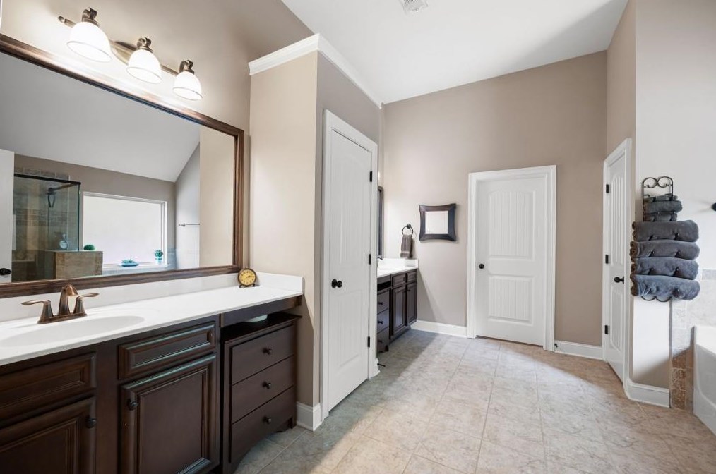 290 Bentleigh Station Dr, Acworth GA  30101 exterior