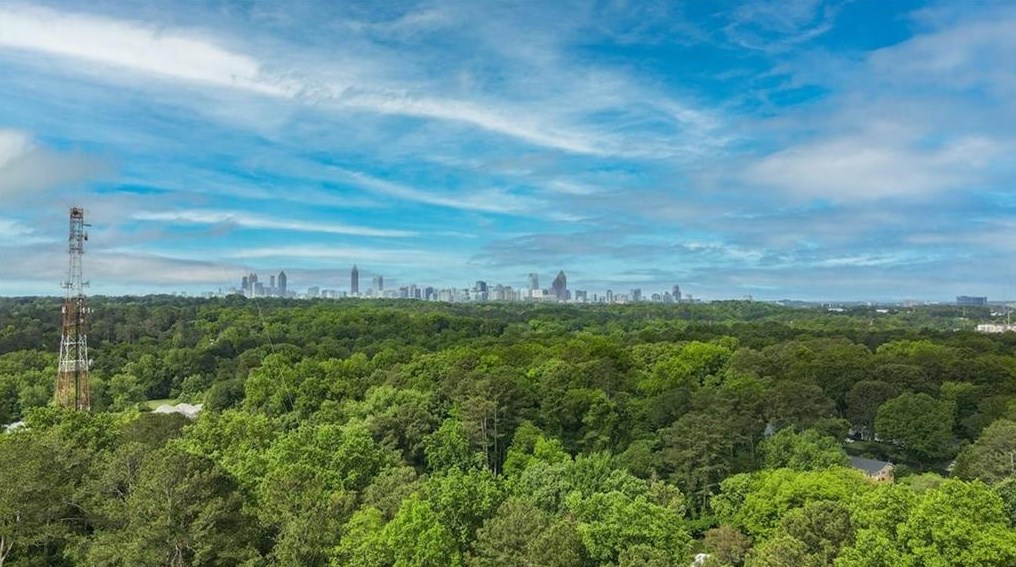 1066 Briar Vista Ter, Atlanta GA 30324-4601 exterior