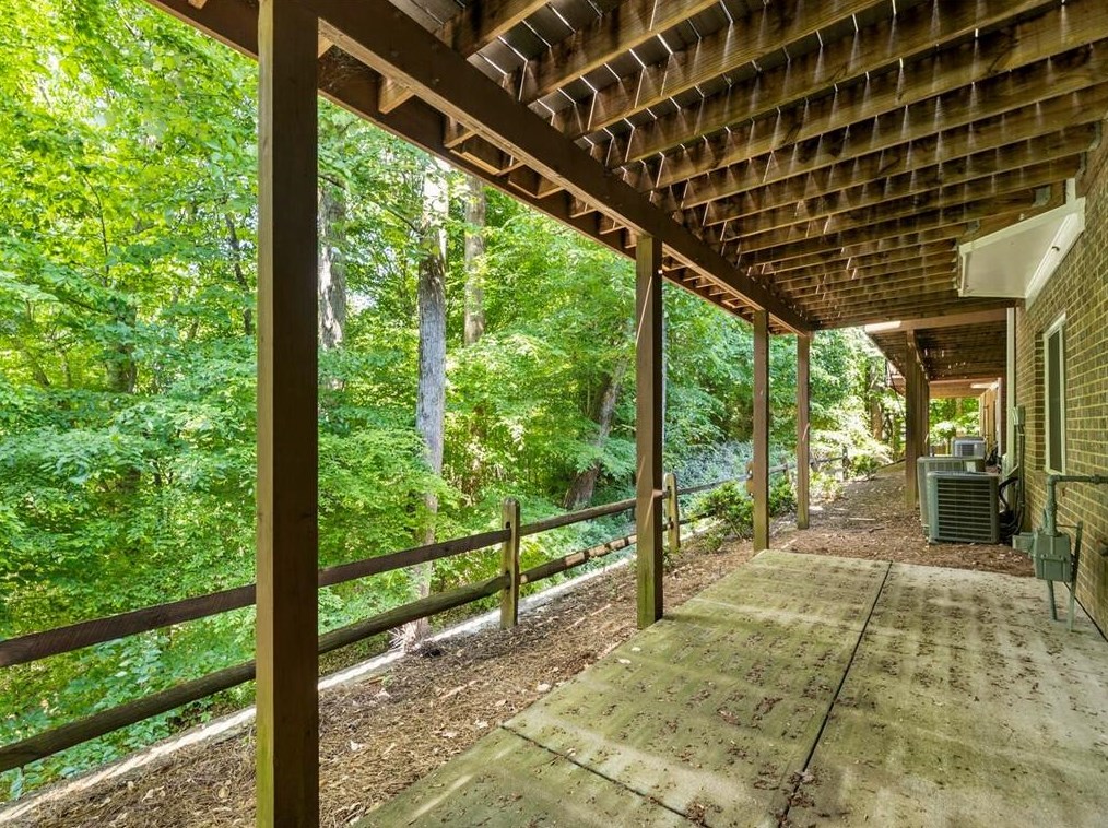 11910 Dancliff Trce, Alpharetta GA  30009-8737 exterior