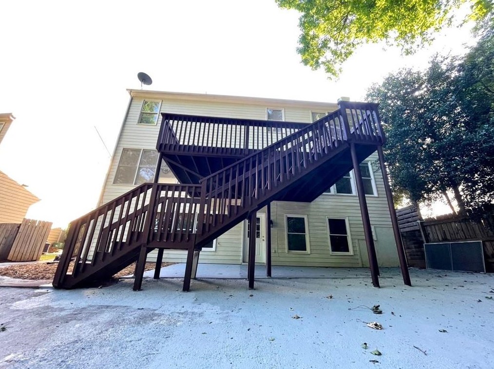 10895 Glenbarr Dr, Duluth GA 30097-7876 exterior