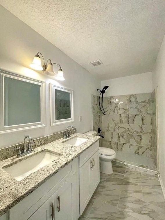 10895 Glenbarr Dr, Duluth GA 30097-7876 exterior