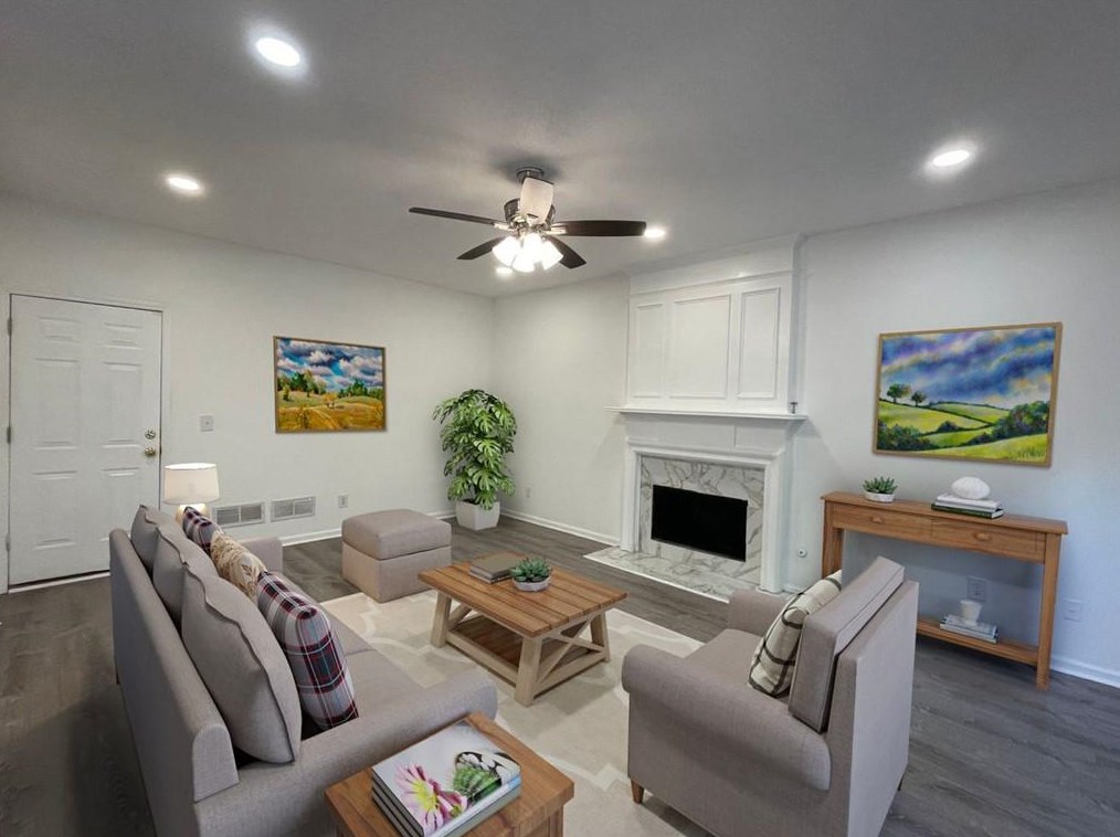 10895 Glenbarr Dr, Duluth GA 30097-7876 exterior