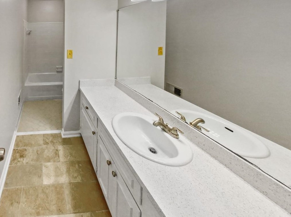 4619 Brunning Ct, Atlanta GA 30338-3119 exterior