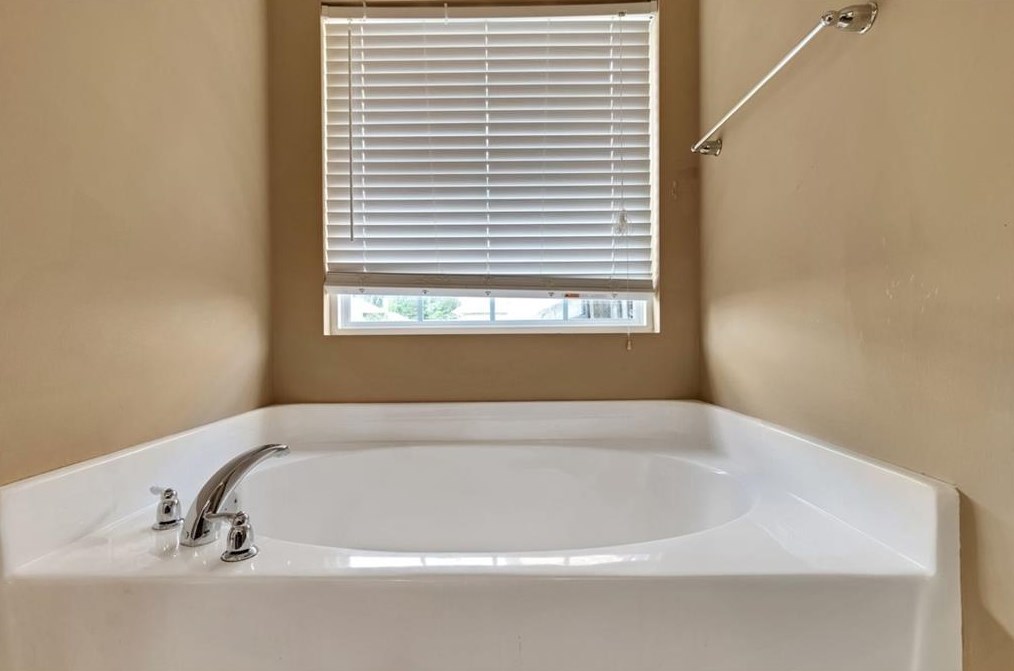 112 Iron Horse Spur, Savannah GA  31419-8364 exterior