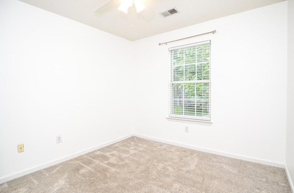 2305 Ashton Dr, Roswell GA  30076-4233 exterior