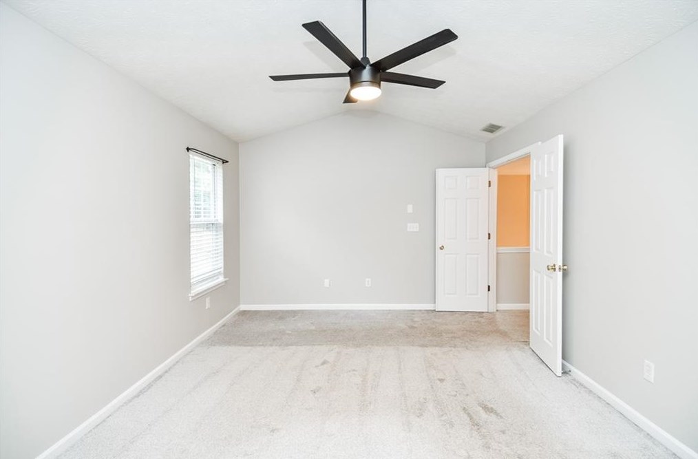 2305 Ashton Dr, Roswell GA  30076-4233 exterior