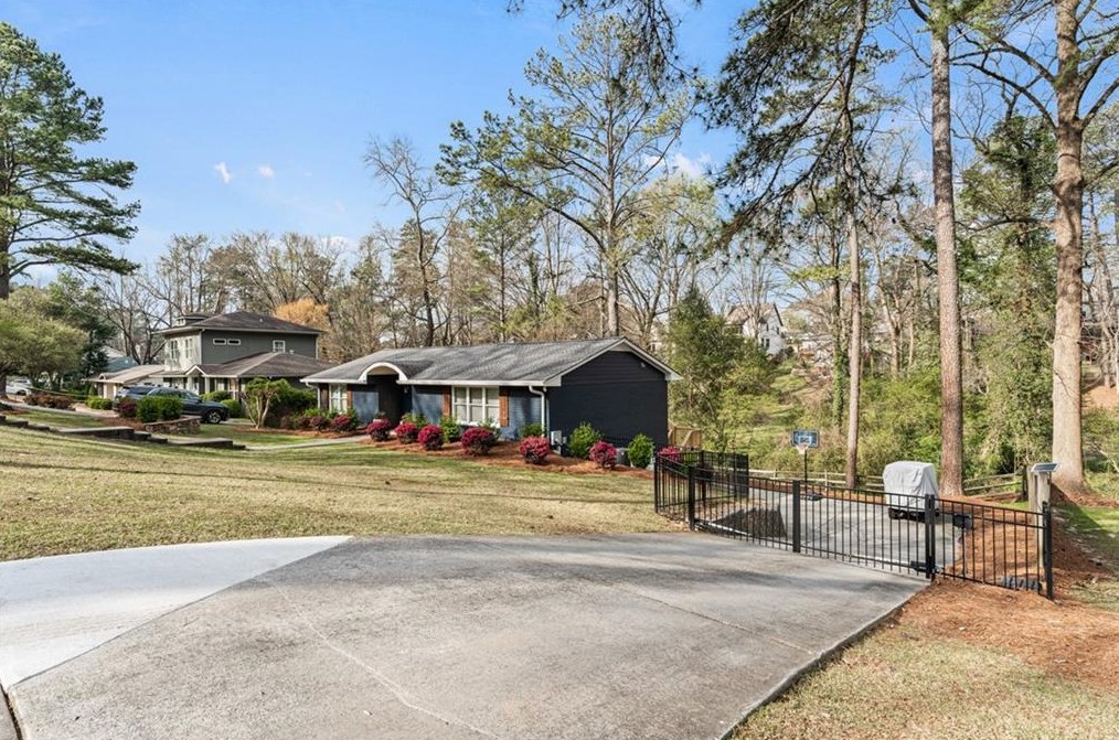 3032 Skyland Dr, Atlanta GA  30341-4726 exterior