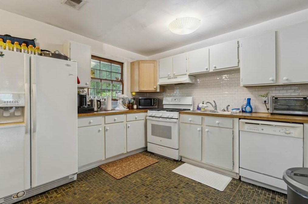 114 Whitefoord Ave, Atlanta GA  30307-2801 exterior