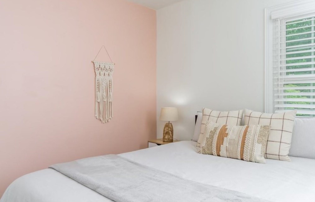 2125 Seavey Dr, Decatur GA 30032-5531 exterior