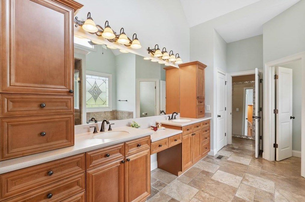 656 Chestatee Creek Dr, Acworth GA  30101-3599 exterior