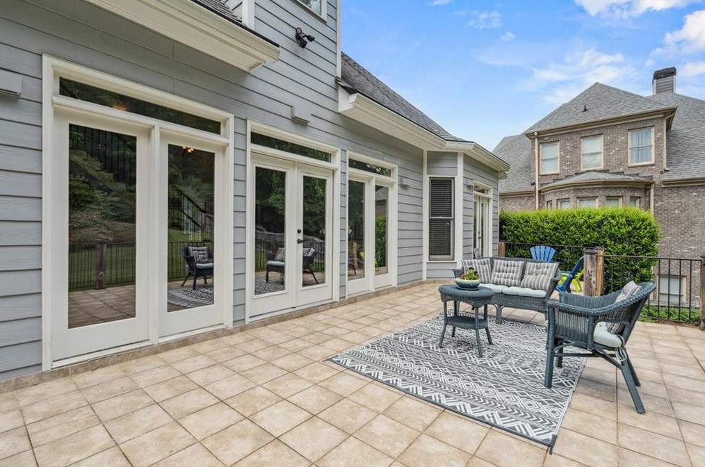 656 Chestatee Creek Dr, Acworth GA  30101-3599 exterior