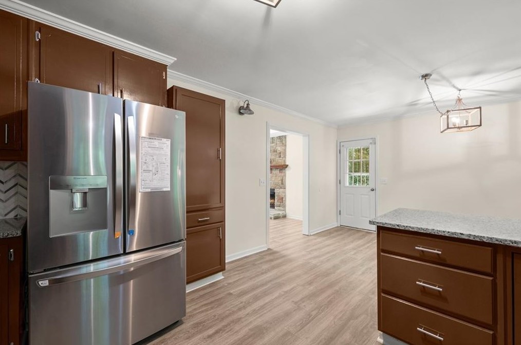 3208 Navajo Cir, Gainesville GA 30501-7562 exterior