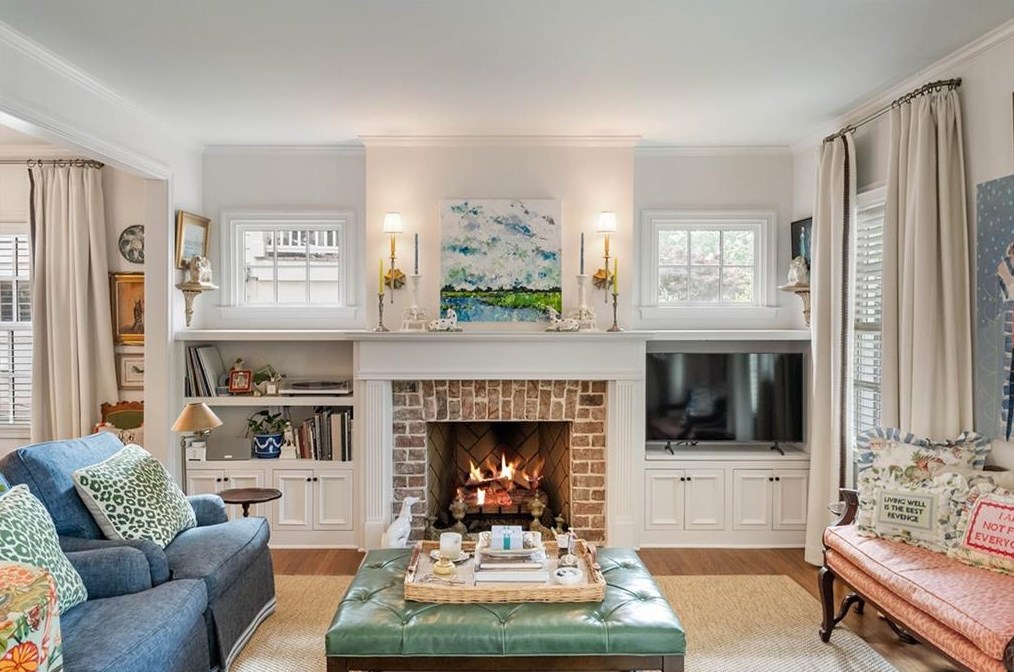 278 Eureka Dr, Atlanta GA  30305-4215 exterior