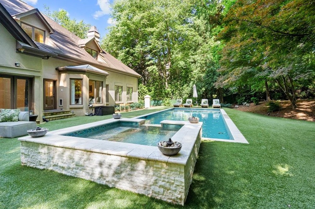 820 Malvern Hl, Alpharetta GA 30022-6227 exterior