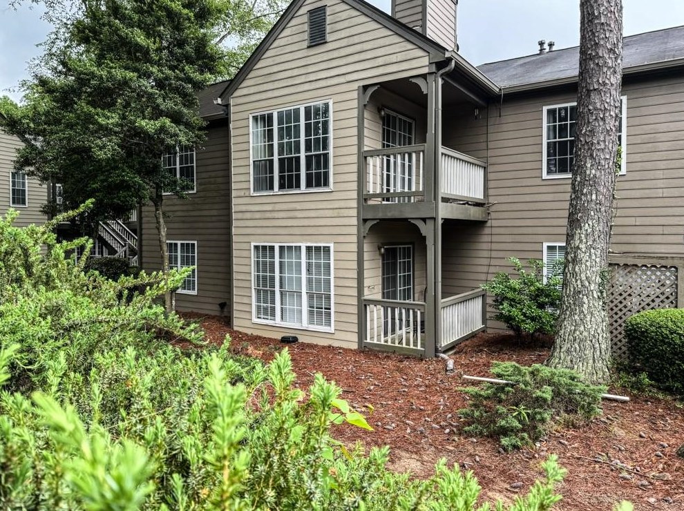 703 Ml Pond Dr, Smyrna GA 30082-3829 exterior