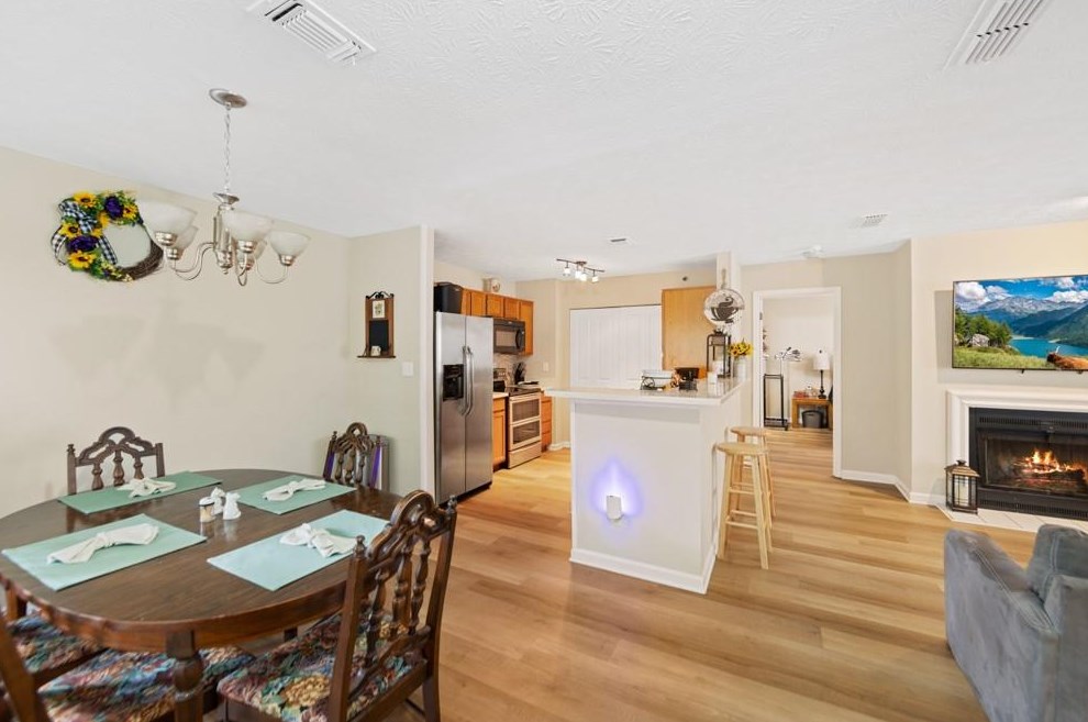 703 Mill Pond Dr, Smyrna GA  30082-3829 exterior