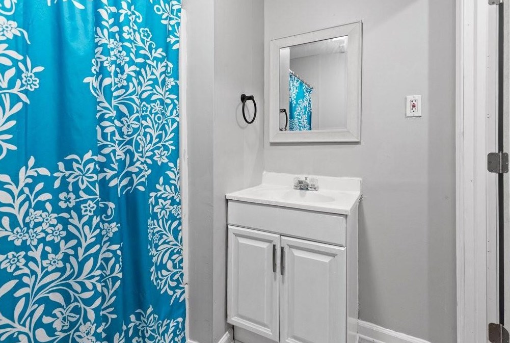 1108 Vintage Pointe Dr, Lawrenceville GA 30044-3276 exterior