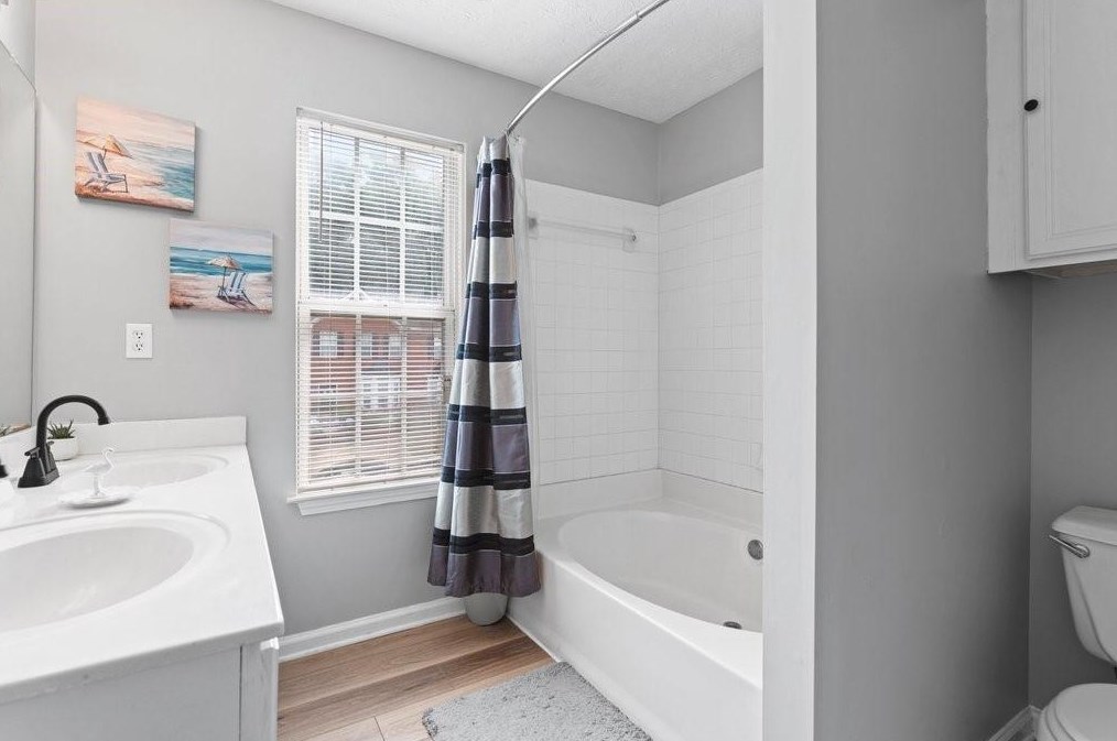 1108 Vintage Pointe Dr, Lawrenceville GA 30044-3276 exterior